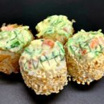 Ролл Лосось с чукой